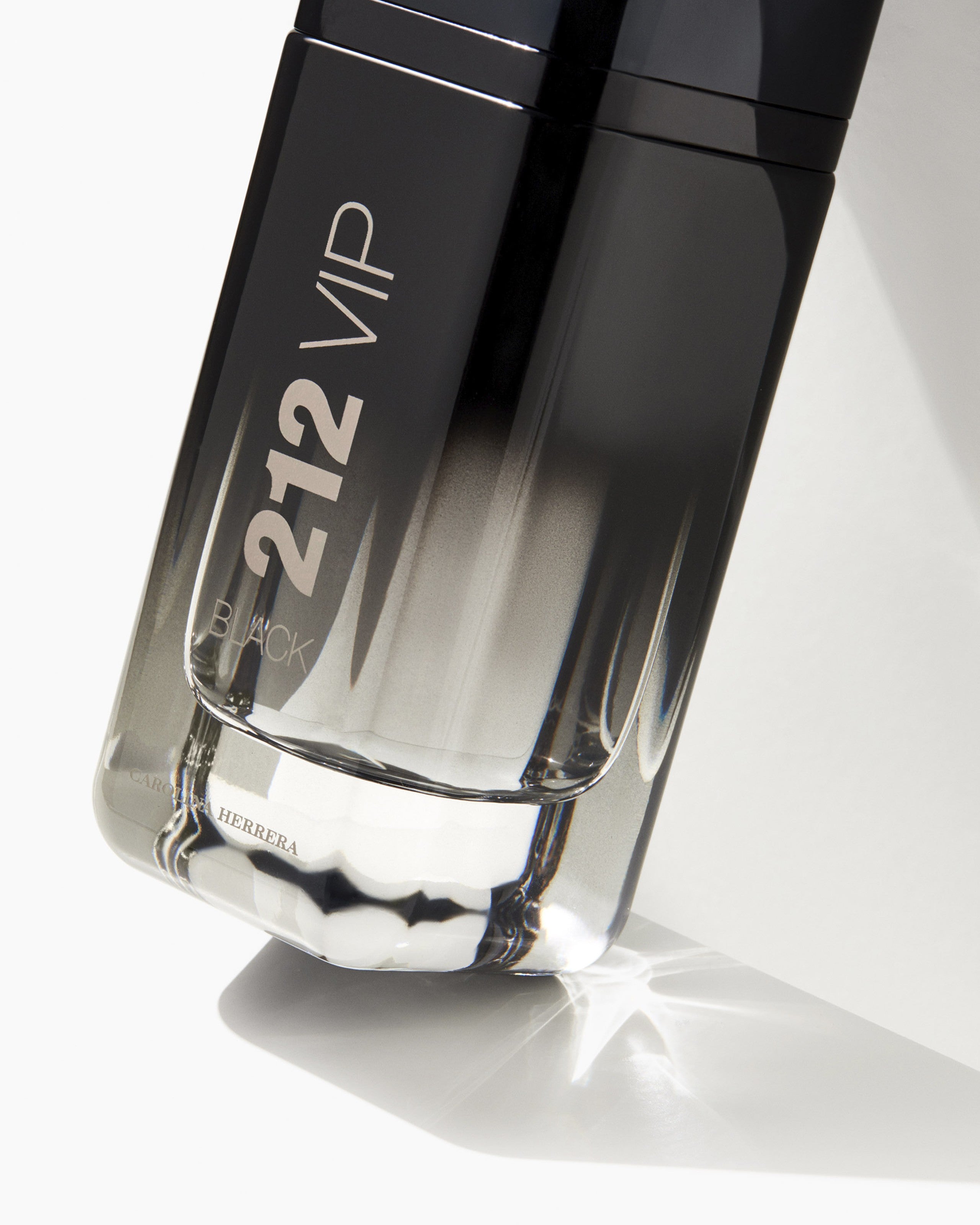 Carolina Herrera 212 VIP Black Eau de Parfum para Hombre